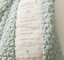 Load image into Gallery viewer, Demdaco Cuddle Blanket