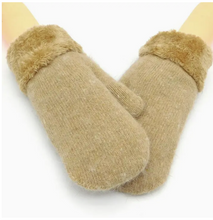 Load image into Gallery viewer, Accity - Cute Bunny Fur Mittens (More Colors)