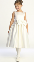Load image into Gallery viewer, Lito - Satin Dress w/ Large Bow